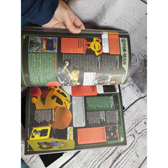 Guinness World Records 2009 And 2015 Gamer's Edition by Guinness World Records - Picture 8 of 10